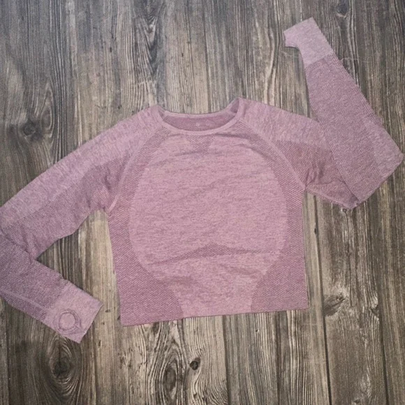 NVGTN Women's Cropped Compression Pink Long Sleeve Top Thumb Holes Small Workout - Picture 2 of 8